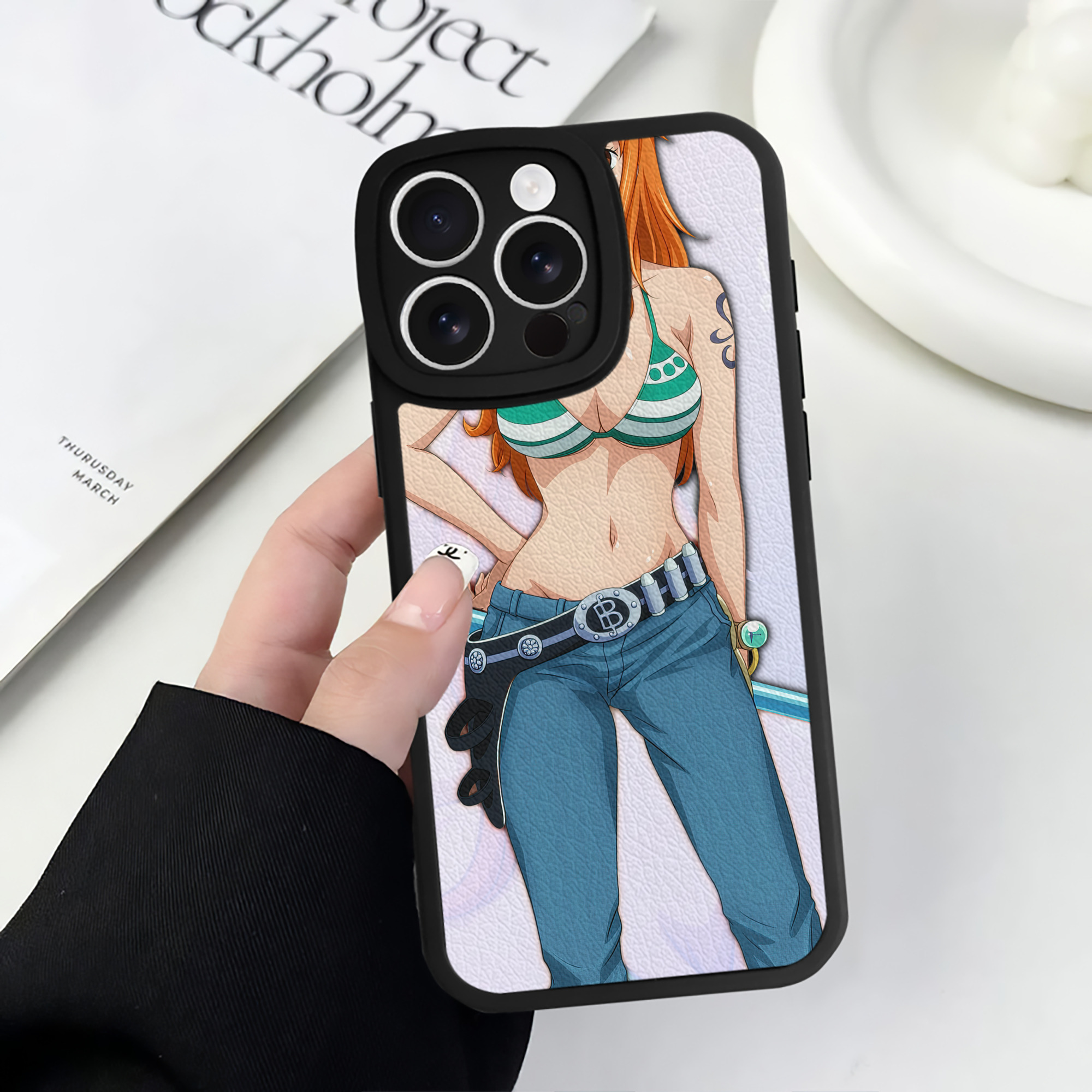 （画像用） ワンピース ONE PIECE 【iPhone 16シリーズ対応】シリコンスマホケース（レザー調） 材質：シリコン